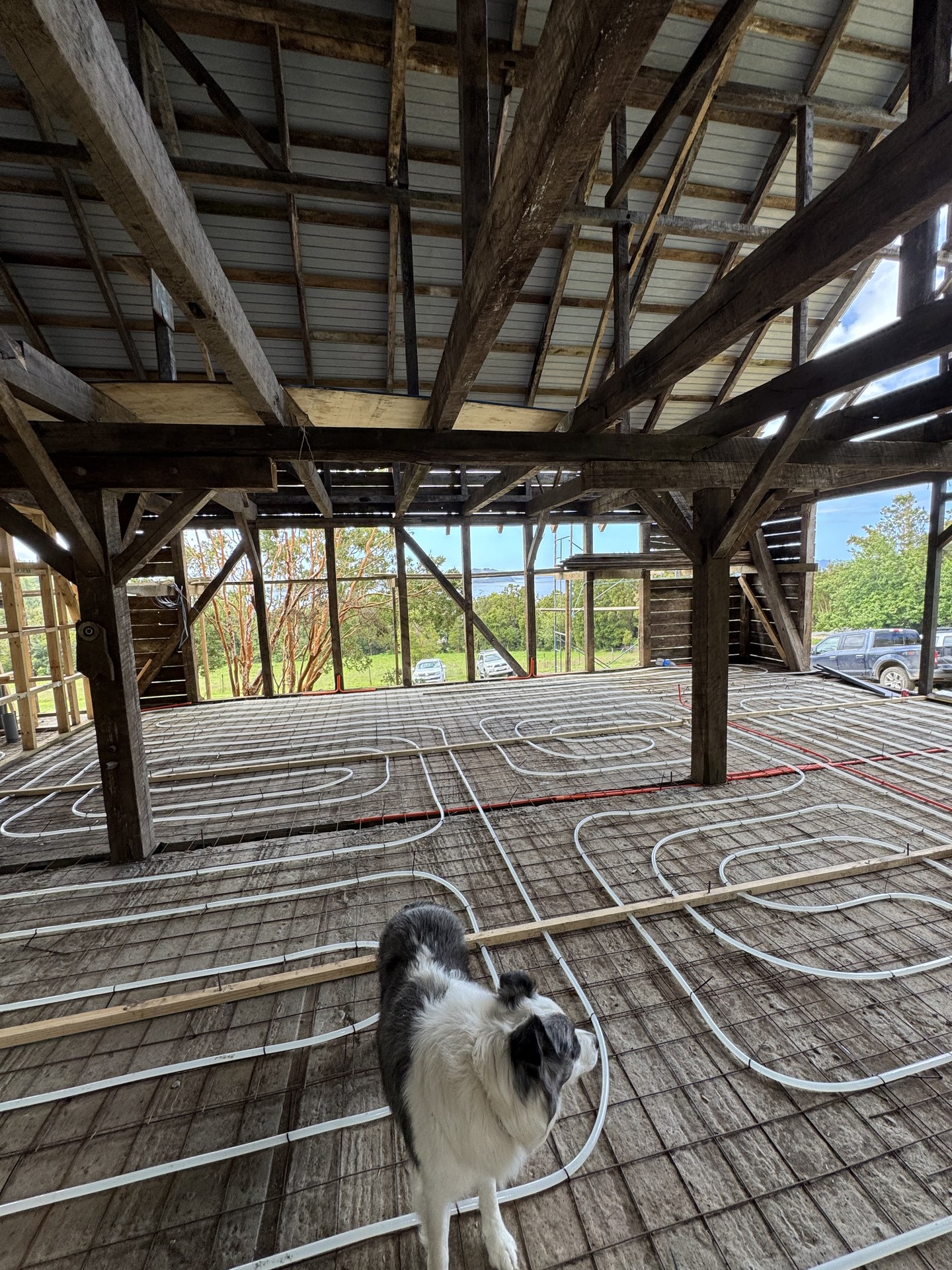 Instalación de ventanales tipo muro cortina — conexión directa con el entorno